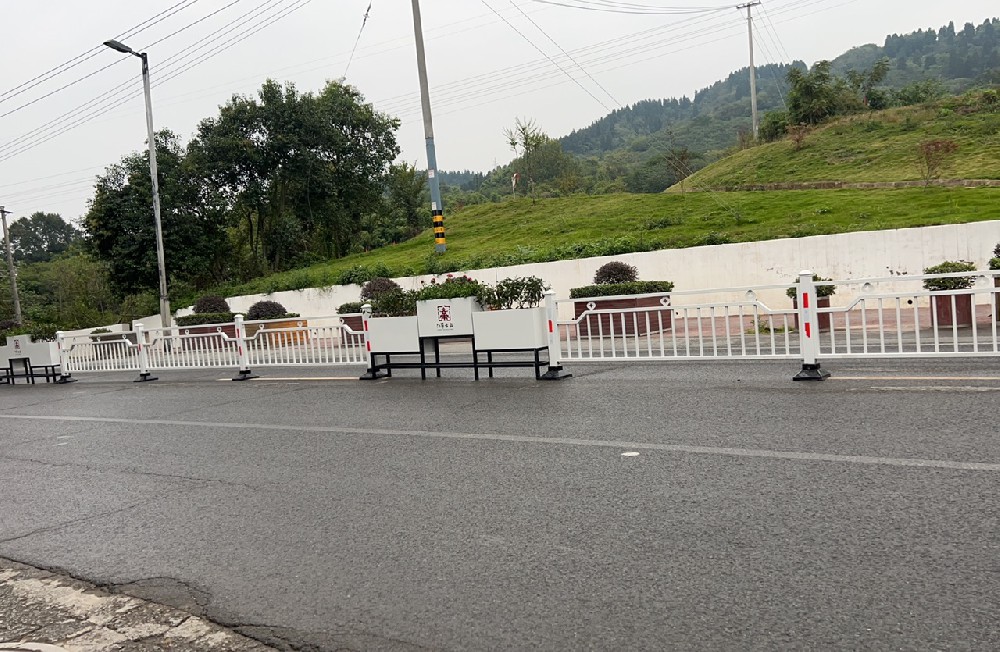 遂宁铝合金花箱